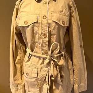 Awesome weekend jacket - Gap does it right!